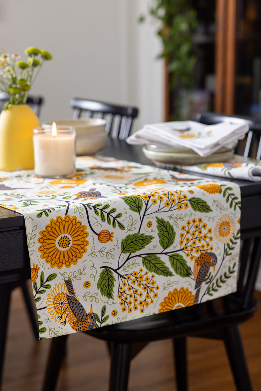 PRE-ORDER Mums & Robins Table Runner (ships 4/1/25)